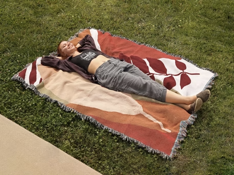 Trending Merchandise Designs for the Summer: What’s Hot in 2025?