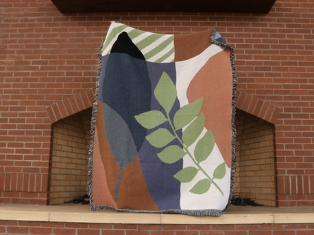 Jacquard Weaving vs. Traditional Weaving: What Sets Them Apart?