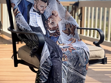 Turning Photos Into Woven Blankets